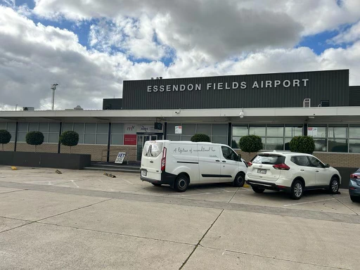 Airport Taxi Lancefield to Melbourne Airport