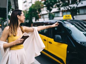 taxi booking in Tarneit